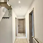 M&m Apartma *