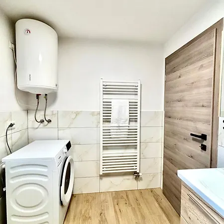 M&m Apartma Apartman *